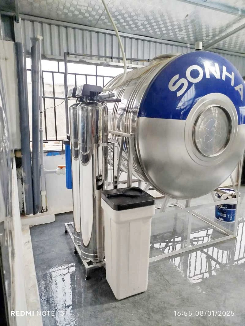 T113 - Bộ lọc nước đầu nguồn loại bỏ kim loại, Clo dư, đá vôi, tạp chất tàn dư,...